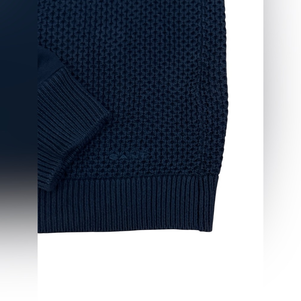 GANT Textured Cotton Crewneck Sweater Navy Blue Size Medium - Picture 5 of 10